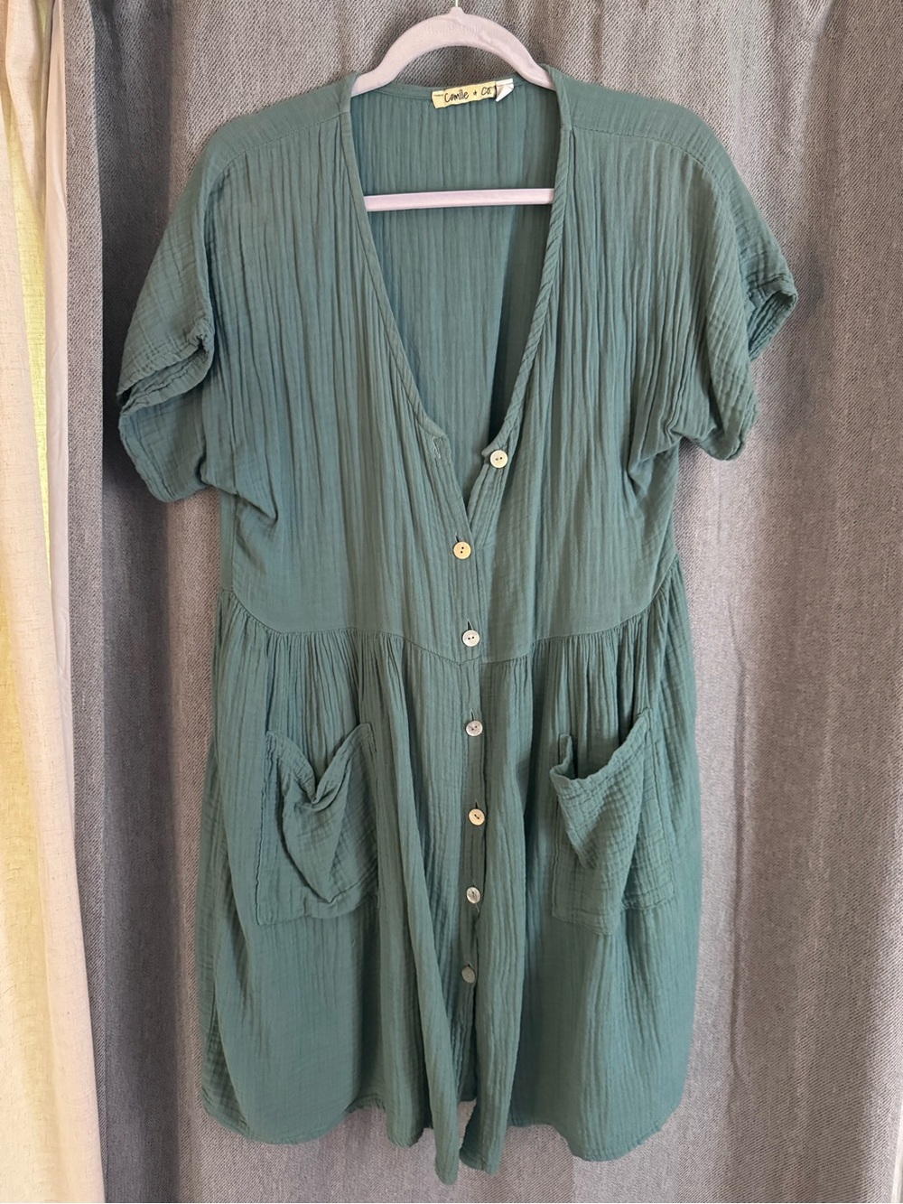 Green Button-Front Dress with Pockets